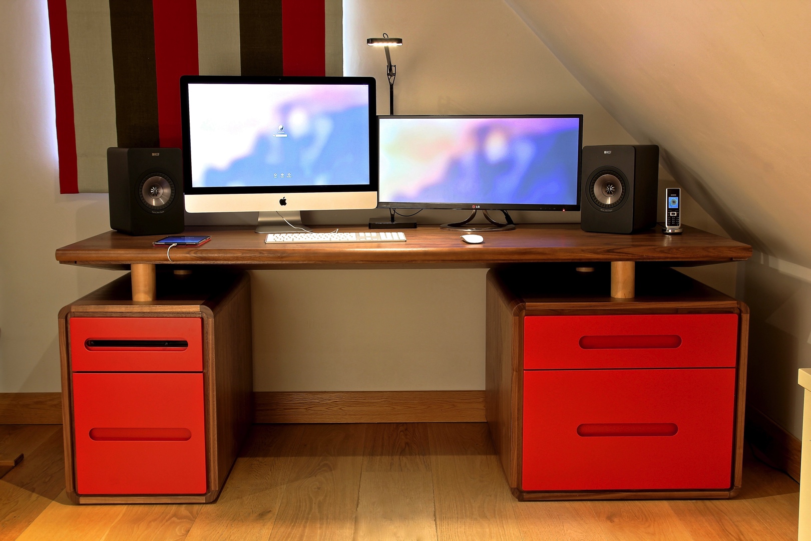 Desk Project Photo Slide 1