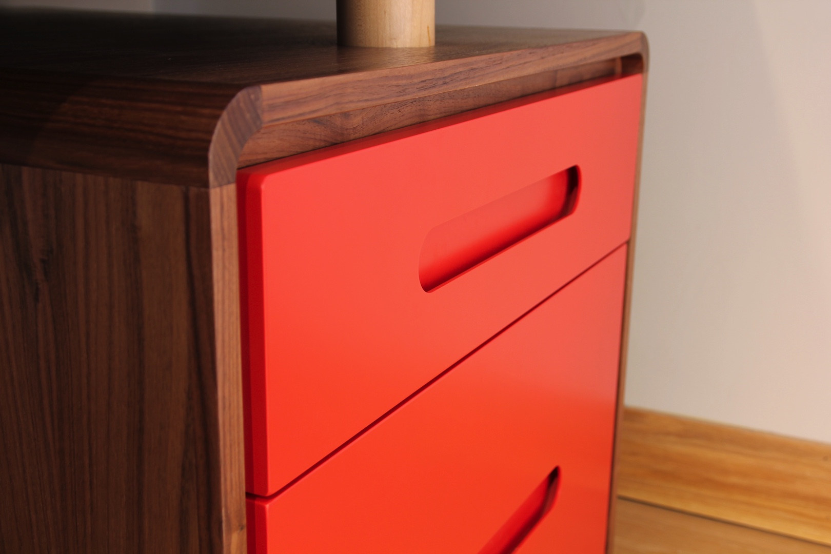 Desk Project Photo Slide 2