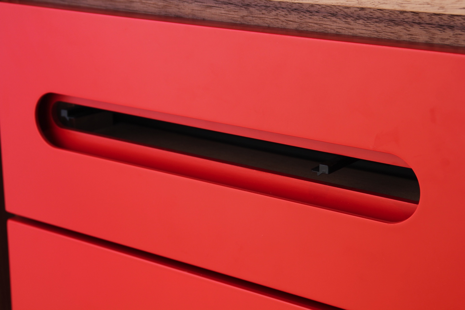 Desk Project Photo Slide 4