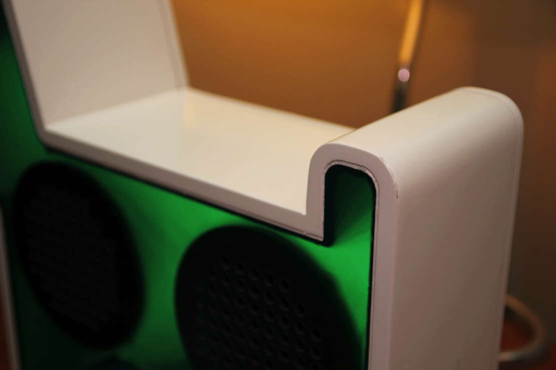 iWoofer Speaker Design Slide 7